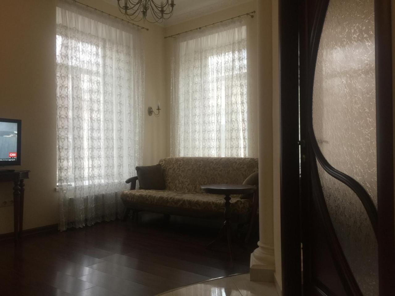 Cozy Studio Near Greek Square Apartment Odessa Exterior photo